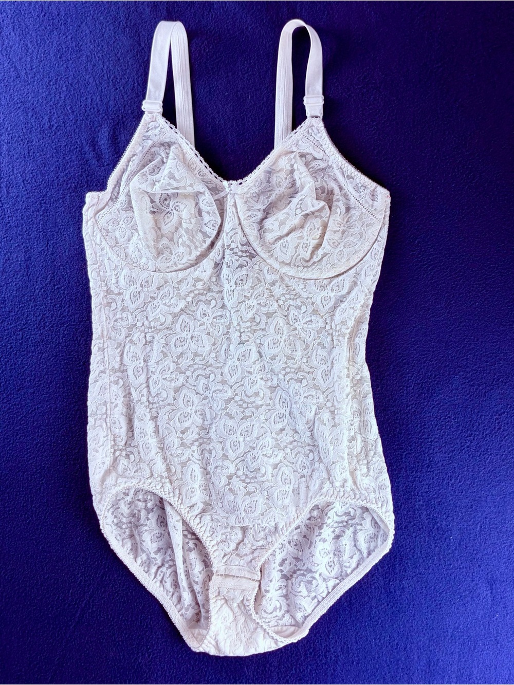 Vintage 90s Bali Lingerie Lace Bodysuit Size 38C Retro Shapewear Pinup Vibe